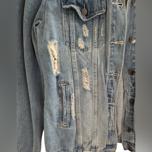 Windsor Distressed Light Wash Denim Jacket Size M - Picture 5 of 14